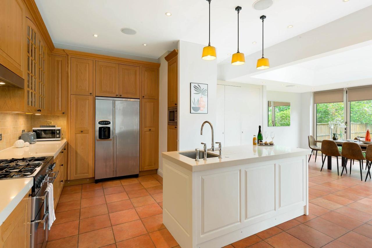 Beautiful Regents Park Apartment Londra Exterior foto